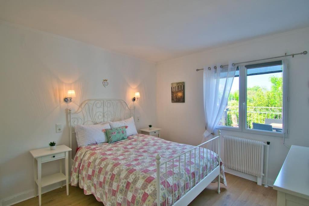 Maison De Charme Centre Lezignan-C. Avec Terrasse Villa Luaran gambar